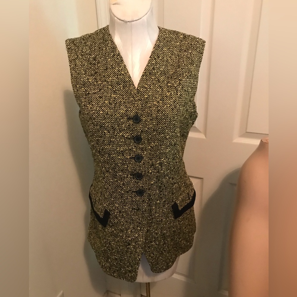 Mondi new vest size 36 black/green tweed $375